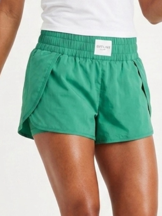 aerie Pants - OFFLINE by Aerie The Hugger shorts in a kelly green. Size: Large